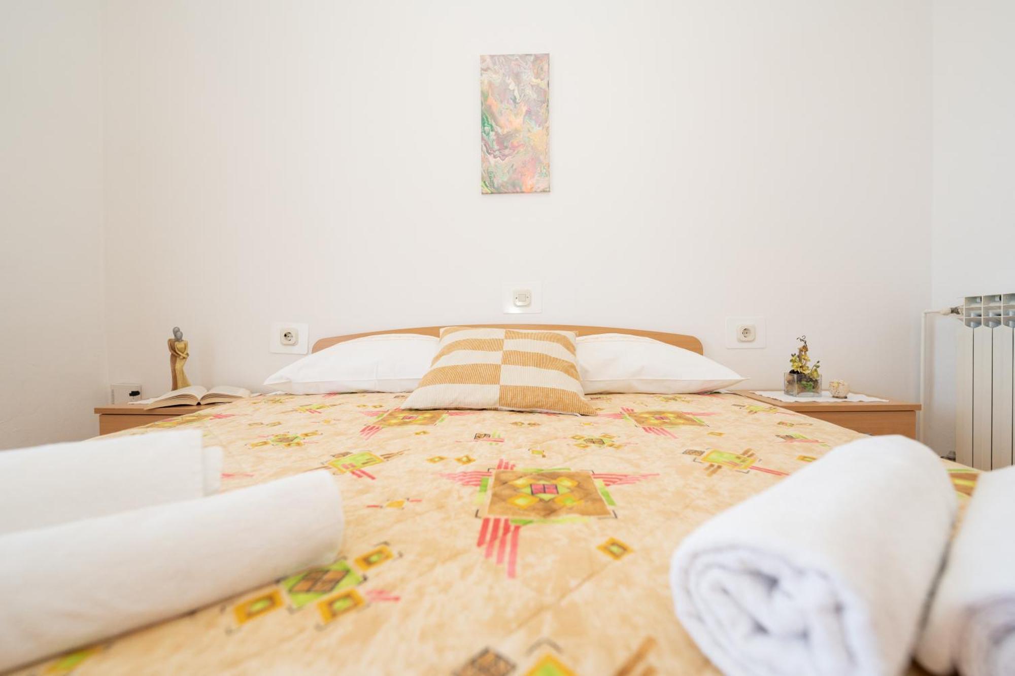 נובליה Apartments Biserka חדר תמונה