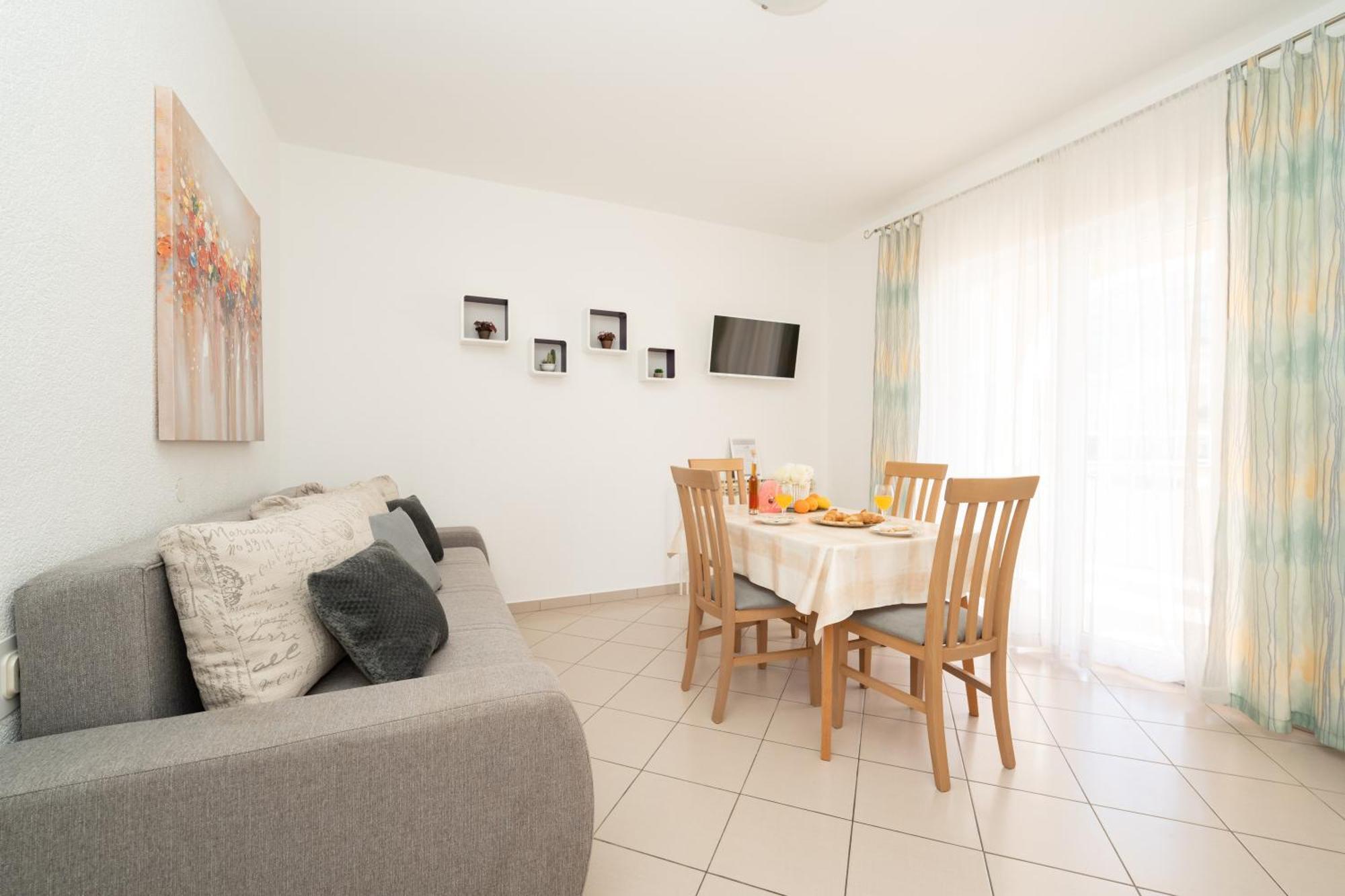 נובליה Apartments Biserka חדר תמונה
